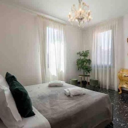 ונציה Ca' Pesaro Rooftop Terrace Apartment. מראה חיצוני תמונה