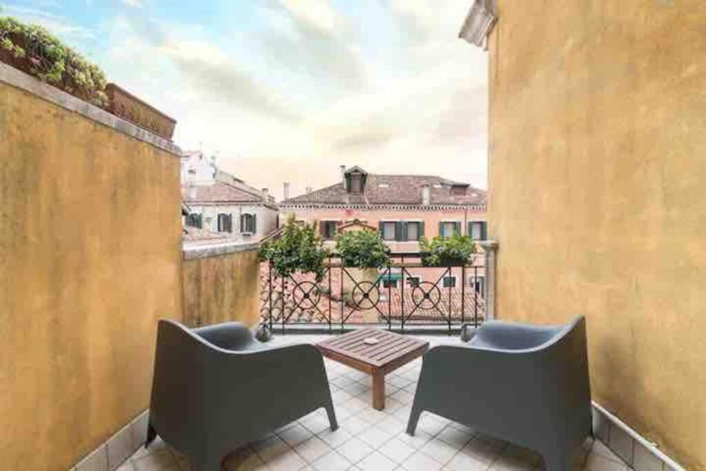 ונציה Ca' Pesaro Rooftop Terrace Apartment. מראה חיצוני תמונה